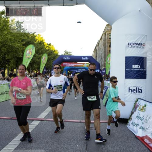 01.09.2024 - BARMER Alsterlauf Kathrin Stürmer Photography http://msf.ph/oto/6970482 01.09.2024 10:02:08 Ziel 2163, 2165, 2420, 2785, 2786, 2830, 2838, 2839, 3550, 3621, 3728, 3994, 4778, 4825, 4937, 8289, 8290, 2116, 2442, 2642, 2677, 2691, 2769, 2939, 3026, 3203, 3294, 3521, 3650, 3658, 3746, 3862, 4024, 4085, 4086, 4138, 4158, 4218, 4441, 4509, 4719, 4827, 4972, 5210, 5254, 5263, 8063, 8297 meine-sportfotos.de