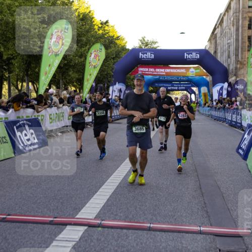 01.09.2024 - BARMER Alsterlauf Kathrin Stürmer Photography http://msf.ph/oto/6970505 01.09.2024 10:02:21 Ziel 2163, 2785, 2837, 3129, 3505, 3550, 3616, 3621, 4079, 4778, 4947, 8344, 8348, 2116, 2260, 2656, 2657, 3294, 3350, 3351, 3685, 3958, 4218, 4441, 5283, 8130 meine-sportfotos.de