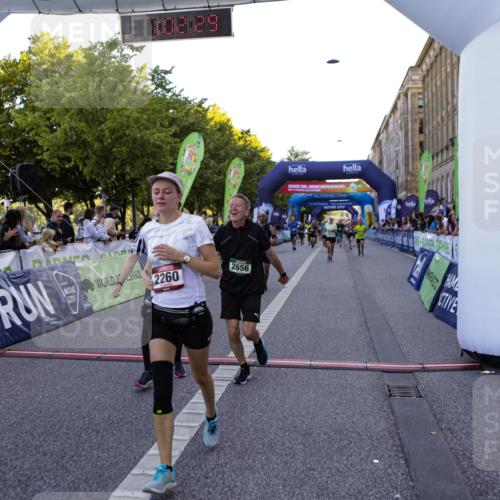 01.09.2024 - BARMER Alsterlauf Kathrin Stürmer Photography http://msf.ph/oto/6970519 01.09.2024 10:02:27 Ziel 2094, 2750, 2802, 2837, 3040, 3116, 3129, 3188, 3361, 3494, 3505, 3572, 3616, 4079, 4121, 4122, 4778, 4947, 8344, 8348, 2260, 2656, 2657, 2823, 3350, 3351, 3685, 3958, 4169, 4308, 4892, 5037, 5283, 8130 meine-sportfotos.de