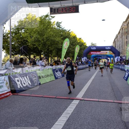 01.09.2024 - BARMER Alsterlauf Kathrin Stürmer Photography http://msf.ph/oto/6970520 01.09.2024 10:02:28 Ziel 2094, 2750, 2802, 2837, 3040, 3116, 3129, 3188, 3361, 3494, 3505, 3572, 3616, 4079, 4121, 4122, 4947, 8344, 8348, 2260, 2656, 2657, 2823, 3350, 3351, 3591, 3685, 3958, 3979, 4169, 4308, 4892, 5037, 5283, 8130 meine-sportfotos.de