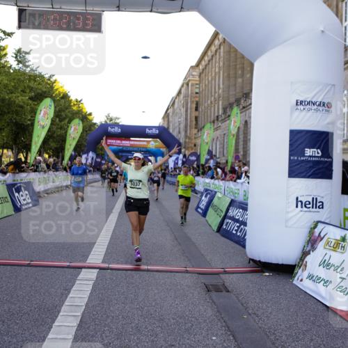 01.09.2024 - BARMER Alsterlauf Kathrin Stürmer Photography http://msf.ph/oto/6970538 01.09.2024 10:02:31 Ziel 2094, 2154, 2750, 2802, 2837, 3040, 3116, 3129, 3188, 3361, 3494, 3505, 3572, 3616, 3818, 4079, 4121, 4122, 4947, 8344, 8348, 2098, 2099, 2112, 2134, 2210, 2260, 2656, 2657, 2823, 3163, 3284, 3591, 3958, 3979, 4106, 4169, 4308, 4703, 4892, 5033, 5037 meine-sportfotos.de