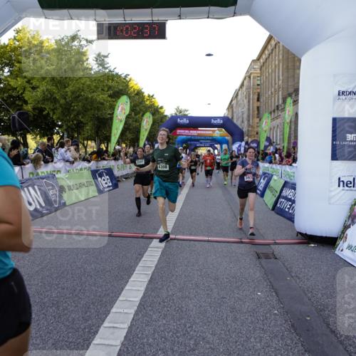 01.09.2024 - BARMER Alsterlauf Kathrin Stürmer Photography http://msf.ph/oto/6970552 01.09.2024 10:02:35 Ziel 2094, 2154, 2474, 2750, 2802, 3040, 3116, 3188, 3361, 3494, 3505, 3572, 3616, 3708, 3818, 4121, 4122, 5063, 2098, 2099, 2112, 2134, 2185, 2210, 2274, 2823, 3046, 3051, 3163, 3226, 3284, 3591, 3928, 3958, 3979, 4106, 4169, 4216, 4308, 4406, 4703, 4892, 4906, 5033, 5037, 5238, 8011 meine-sportfotos.de