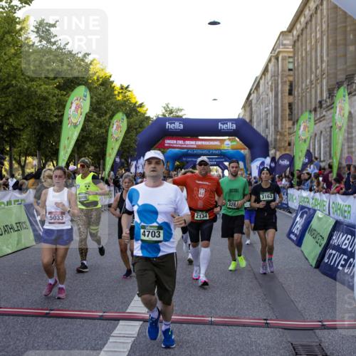 01.09.2024 - BARMER Alsterlauf Kathrin Stürmer Photography http://msf.ph/oto/6970561 01.09.2024 10:02:38 Ziel 2094, 2154, 2474, 2750, 2802, 3040, 3116, 3159, 3188, 3361, 3494, 3572, 3616, 3708, 3818, 4062, 4063, 4121, 4122, 5063, 8284, 8285, 2098, 2099, 2112, 2134, 2185, 2210, 2274, 2555, 2740, 2823, 3046, 3051, 3072, 3163, 3226, 3284, 3373, 3393, 3523, 3591, 3860, 3928, 3979, 3986, 4106, 4169, 4216, 4308, 4406, 4507, 4703, 4841, 4892, 4906, 5033, 5037, 5145, 5238, 8011, 8296 meine-sportfotos.de