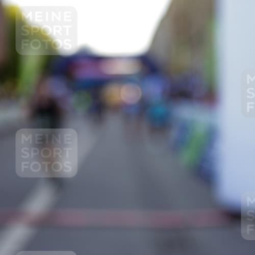 01.09.2024 - BARMER Alsterlauf Kathrin Stürmer Photography http://msf.ph/oto/6970592 01.09.2024 10:02:53 Ziel 2033, 2500, 2550, 2569, 2637, 2651, 2988, 2989, 3099, 3159, 3708, 3709, 4062, 4063, 4307, 4953, 4954, 5063, 5273, 8284, 8285, 2227, 2275, 2555, 2790, 2884, 3072, 3162, 3228, 3308, 3373, 3593, 3759, 3805, 4026, 4046, 4175, 4176, 4378, 4507, 4912, 4966, 4977, 5131, 8215 meine-sportfotos.de