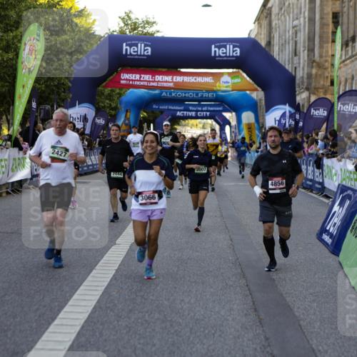 01.09.2024 - BARMER Alsterlauf Kathrin Stürmer Photography http://msf.ph/oto/6970606 01.09.2024 10:03:14 Ziel 2046, 2120, 2585, 2586, 2690, 2753, 2777, 2793, 3556, 3618, 3620, 3782, 3970, 4285, 4449, 4516, 4520, 4705, 4714, 5031, 5214, 5218, 5220, 2007, 2044, 2379, 2427, 2444, 2552, 2915, 2956, 3007, 3066, 3218, 3559, 3999, 4080, 4312, 4411, 4475, 4855, 4856, 4897, 5301, 5313, 8053, 8147 meine-sportfotos.de
