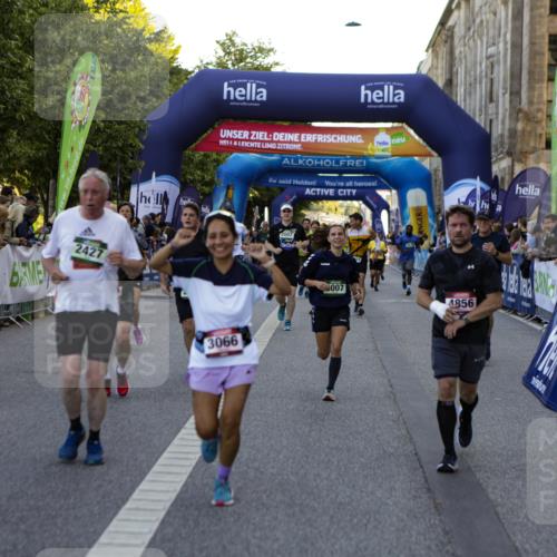 01.09.2024 - BARMER Alsterlauf Kathrin Stürmer Photography http://msf.ph/oto/6970610 01.09.2024 10:03:15 Ziel 2046, 2120, 2585, 2586, 2690, 2753, 2777, 2793, 3556, 3618, 3620, 3782, 3970, 4285, 4449, 4516, 4520, 4705, 4714, 5030, 5031, 5214, 5218, 5220, 2007, 2044, 2379, 2427, 2444, 2552, 2956, 3007, 3066, 3218, 3559, 3999, 4080, 4312, 4411, 4475, 4855, 4856, 4897, 5301, 5313, 8053, 8147 meine-sportfotos.de