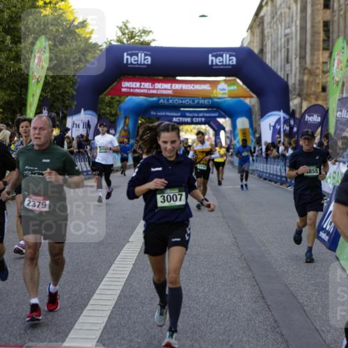 01.09.2024 - BARMER Alsterlauf Kathrin Stürmer Photography http://msf.ph/oto/6970612 01.09.2024 10:03:16 Ziel 2046, 2120, 2585, 2586, 2690, 2753, 2777, 2793, 3326, 3556, 3618, 3620, 3782, 3970, 4285, 4449, 4516, 4520, 4705, 4714, 5030, 5031, 5214, 5218, 5220, 2007, 2044, 2379, 2427, 2444, 2552, 2956, 3007, 3066, 3218, 3999, 4080, 4312, 4411, 4475, 4855, 4856, 4897, 5116, 5301, 5313, 8053, 8147 meine-sportfotos.de