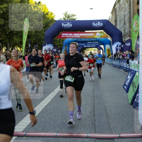 01.09.2024 - BARMER Alsterlauf Kathrin Stürmer Photography http://msf.ph/oto/6970634 01.09.2024 10:03:31 Ziel 2014, 2015, 2705, 3326, 3556, 3579, 3970, 4422, 4767, 5019, 5030, 5211, 8015, 8400, 2198, 2267, 2343, 2681, 2716, 2745, 2774, 2917, 2954, 2961, 2962, 3122, 3242, 3389, 3600, 3723, 3839, 3930, 4028, 4039, 4215, 4314, 4454, 4656, 5053, 5079, 5116, 8282 meine-sportfotos.de