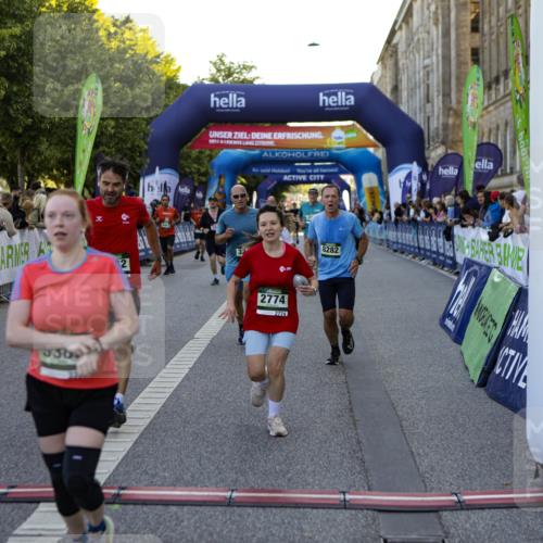 01.09.2024 - BARMER Alsterlauf Kathrin Stürmer Photography http://msf.ph/oto/6970637 01.09.2024 10:03:34 Ziel 2014, 2015, 2705, 3326, 3556, 3579, 4422, 4767, 5019, 5030, 5211, 8015, 8400, 2267, 2343, 2681, 2716, 2745, 2774, 2917, 2954, 2961, 2962, 3061, 3063, 3242, 3389, 3600, 3723, 3839, 3930, 4028, 4039, 4314, 4656, 4961, 5053, 8041, 8282 meine-sportfotos.de