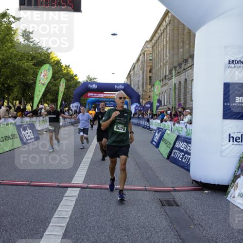 01.09.2024 - BARMER Alsterlauf Kathrin Stürmer Photography http://msf.ph/oto/6970678 01.09.2024 10:03:54 Ziel 2258, 2414, 2493, 2497, 2529, 3108, 3109, 3258, 3336, 3415, 3424, 4340, 4484, 5217, 8150, 2583, 2607, 3420, 3421, 3778, 4208, 4288, 4427, 4712, 4741, 4986, 5166, 5187, 8028, 8246 meine-sportfotos.de