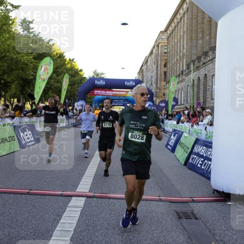 01.09.2024 - BARMER Alsterlauf Kathrin Stürmer Photography http://msf.ph/oto/6970680 01.09.2024 10:03:54 Ziel 2258, 2414, 2493, 2497, 2529, 3108, 3109, 3258, 3336, 3415, 3424, 4340, 4484, 5217, 8150, 2583, 2607, 3420, 3421, 3778, 4208, 4288, 4427, 4712, 4741, 4986, 5166, 5187, 8028, 8246 meine-sportfotos.de