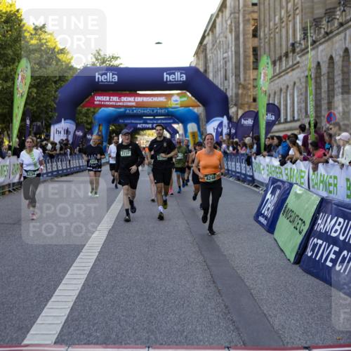 01.09.2024 - BARMER Alsterlauf Kathrin Stürmer Photography http://msf.ph/oto/6970701 01.09.2024 10:04:03 Ziel 2493, 2497, 2529, 3080, 3091, 3108, 3109, 3258, 3424, 3873, 4340, 4484, 4526, 4701, 5217, 2735, 2737, 2778, 2880, 3279, 3507, 3635, 3823, 3843, 4248, 4288, 4712, 4741, 5187, 5234, 8066 meine-sportfotos.de