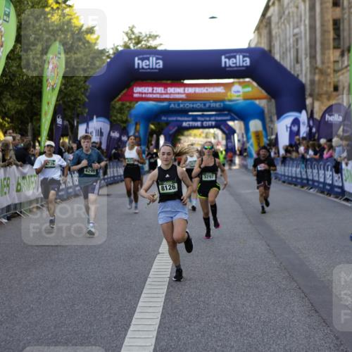 01.09.2024 - BARMER Alsterlauf Kathrin Stürmer Photography http://msf.ph/oto/6970712 01.09.2024 10:04:12 Ziel 2191, 2192, 2529, 3080, 3091, 3873, 4340, 4447, 4448, 4484, 4526, 4669, 4701, 4704, 5130, 2714, 2735, 2737, 2778, 2880, 3279, 3297, 3507, 3631, 3632, 3635, 3823, 3843, 4033, 4295, 4726, 5234, 8066, 8126 meine-sportfotos.de