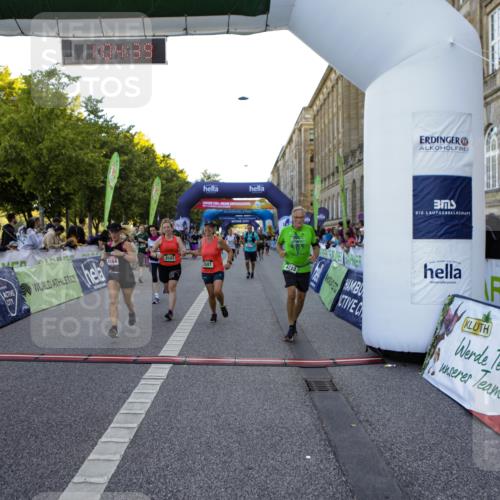 01.09.2024 - BARMER Alsterlauf Kathrin Stürmer Photography http://msf.ph/oto/6970751 01.09.2024 10:04:37 Ziel 2065, 2269, 3309, 3659, 4982, 4990, 8052, 8378, 2075, 2217, 2237, 2609, 2692, 2776, 3113, 3194, 3247, 3449, 3509, 3581, 3582, 3623, 3732, 4164, 4213, 4506, 4627, 4814, 4871, 4997, 8235, 8365 meine-sportfotos.de