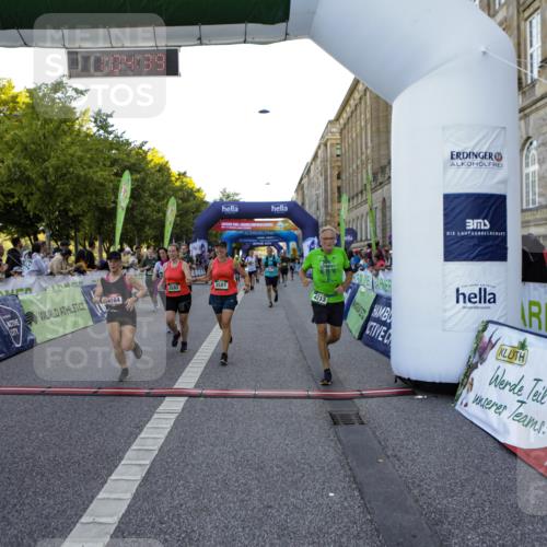 01.09.2024 - BARMER Alsterlauf Kathrin Stürmer Photography http://msf.ph/oto/6970752 01.09.2024 10:04:37 Ziel 2065, 2269, 3309, 3659, 4982, 4990, 8052, 8378, 2075, 2217, 2237, 2609, 2692, 2776, 3113, 3194, 3247, 3449, 3509, 3581, 3582, 3623, 3732, 4164, 4213, 4506, 4627, 4814, 4871, 4997, 8235, 8365 meine-sportfotos.de