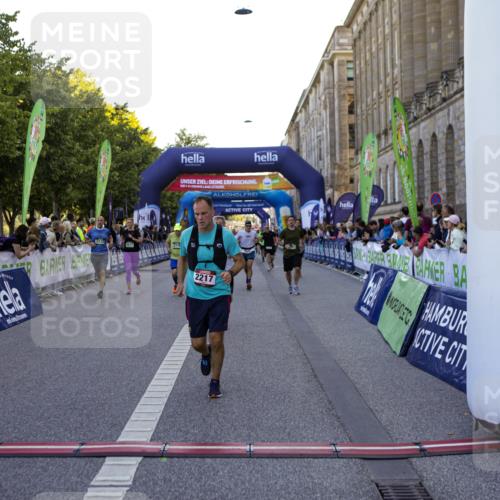 01.09.2024 - BARMER Alsterlauf Kathrin Stürmer Photography http://msf.ph/oto/6970766 01.09.2024 10:04:41 Ziel 2065, 2269, 4982, 4990, 8052, 8378, 2075, 2217, 2237, 2609, 2776, 3113, 3194, 3247, 3368, 3449, 3509, 3512, 3513, 3581, 3582, 3623, 4164, 4213, 4627, 4706, 4814, 4871, 4963, 4997, 8235 meine-sportfotos.de