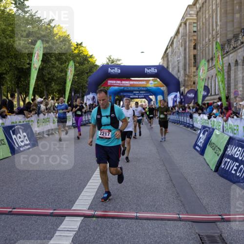 01.09.2024 - BARMER Alsterlauf Kathrin Stürmer Photography http://msf.ph/oto/6970768 01.09.2024 10:04:41 Ziel 2065, 2269, 4982, 4990, 8052, 8378, 2075, 2217, 2237, 2609, 2776, 3113, 3194, 3247, 3368, 3449, 3509, 3512, 3513, 3581, 3582, 3623, 4164, 4213, 4627, 4706, 4814, 4871, 4963, 4997, 8235 meine-sportfotos.de