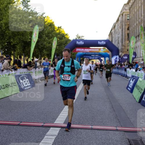 01.09.2024 - BARMER Alsterlauf Kathrin Stürmer Photography http://msf.ph/oto/6970770 01.09.2024 10:04:41 Ziel 2065, 2269, 4982, 4990, 8052, 8378, 2075, 2217, 2237, 2609, 2776, 3113, 3194, 3247, 3368, 3449, 3509, 3512, 3513, 3581, 3582, 3623, 4164, 4213, 4627, 4706, 4814, 4871, 4963, 4997, 8235 meine-sportfotos.de