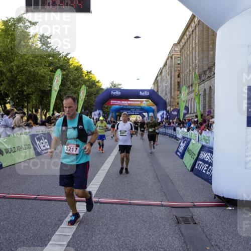 01.09.2024 - BARMER Alsterlauf Kathrin Stürmer Photography http://msf.ph/oto/6970773 01.09.2024 10:04:42 Ziel 2065, 2269, 4982, 4990, 8052, 8378, 2075, 2217, 2237, 2609, 2776, 3113, 3194, 3247, 3368, 3509, 3512, 3513, 3581, 3582, 3623, 4078, 4164, 4213, 4627, 4706, 4814, 4871, 4963, 4997, 8235 meine-sportfotos.de