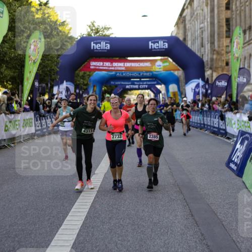 01.09.2024 - BARMER Alsterlauf Kathrin Stürmer Photography http://msf.ph/oto/6970777 01.09.2024 10:05:10 Ziel 2109, 2115, 2121, 2199, 2537, 2576, 2792, 3549, 3826, 3910, 3911, 8351, 2096, 2385, 2404, 2408, 2478, 2733, 2845, 3172, 3237, 3257, 3384, 3492, 3721, 3785, 3786, 4030, 4219, 4313, 4390, 4530, 4568, 4940, 4950, 4965, 5213, 8042, 8225 meine-sportfotos.de