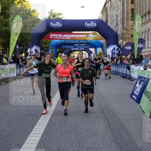 01.09.2024 - BARMER Alsterlauf Kathrin Stürmer Photography http://msf.ph/oto/6970778 01.09.2024 10:05:10 Ziel 2109, 2115, 2121, 2199, 2537, 2576, 2792, 3549, 3826, 3910, 3911, 8351, 2096, 2385, 2404, 2408, 2478, 2733, 2845, 3172, 3237, 3257, 3384, 3492, 3721, 3785, 3786, 4030, 4219, 4313, 4390, 4530, 4568, 4940, 4950, 4965, 5213, 8042, 8225 meine-sportfotos.de