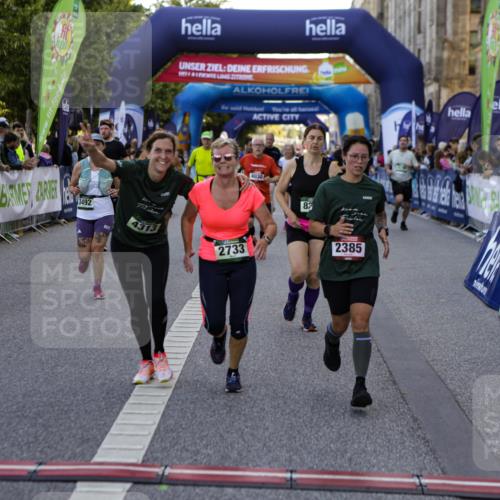 01.09.2024 - BARMER Alsterlauf Kathrin Stürmer Photography http://msf.ph/oto/6970783 01.09.2024 10:05:11 Ziel 2109, 2115, 2121, 2199, 2576, 2792, 2889, 3549, 3826, 3910, 3911, 8351, 2096, 2385, 2478, 2733, 2845, 3172, 3237, 3257, 3384, 3492, 3721, 3740, 3785, 3786, 4030, 4042, 4094, 4219, 4313, 4390, 4421, 4530, 4568, 4616, 4940, 4950, 4965, 8042, 8225 meine-sportfotos.de
