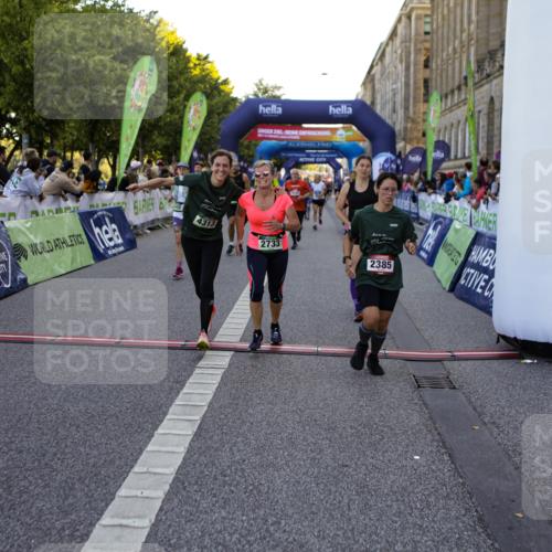 01.09.2024 - BARMER Alsterlauf Kathrin Stürmer Photography http://msf.ph/oto/6970788 01.09.2024 10:05:12 Ziel 2109, 2115, 2121, 2199, 2576, 2792, 2889, 3549, 3826, 3910, 3911, 8351, 2096, 2385, 2478, 2733, 2845, 3172, 3237, 3257, 3384, 3492, 3721, 3740, 3785, 3786, 4030, 4042, 4094, 4219, 4313, 4390, 4421, 4530, 4616, 4660, 4940, 4950, 4965, 8042, 8225 meine-sportfotos.de