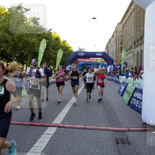 01.09.2024 - BARMER Alsterlauf Kathrin Stürmer Photography http://msf.ph/oto/6970818 01.09.2024 10:05:26 Ziel 2115, 2199, 2507, 2889, 2979, 4453, 5112, 5311, 2147, 2239, 2368, 2393, 2494, 2746, 2748, 2966, 3100, 3173, 3232, 3601, 3607, 3740, 3985, 4042, 4094, 4421, 4535, 4566, 4567, 4616, 4660, 4901, 5154, 5182, 5185, 5194, 8333 meine-sportfotos.de