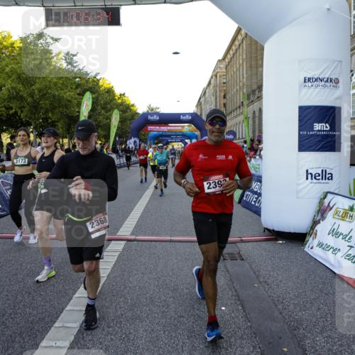 01.09.2024 - BARMER Alsterlauf Kathrin Stürmer Photography http://msf.ph/oto/6970833 01.09.2024 10:05:32 Ziel 2507, 2536, 2979, 3407, 3639, 3700, 4453, 5112, 5311, 2041, 2147, 2219, 2239, 2368, 2393, 2488, 2489, 2589, 2672, 2746, 2966, 3023, 3100, 3173, 3232, 3601, 3602, 3607, 3745, 3812, 4535, 4566, 4567, 4901, 5182, 5185, 5194, 8226, 8333 meine-sportfotos.de