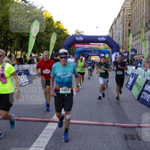 01.09.2024 - BARMER Alsterlauf Kathrin Stürmer Photography http://msf.ph/oto/6970840 01.09.2024 10:05:34 Ziel 2143, 2507, 2536, 2975, 2979, 3407, 3639, 3700, 4186, 4453, 5112, 5311, 2041, 2147, 2219, 2239, 2368, 2393, 2488, 2489, 2589, 2672, 2746, 2966, 3023, 3100, 3173, 3601, 3602, 3607, 3745, 3812, 4566, 4567, 4901, 5182, 5185, 5194, 8226 meine-sportfotos.de