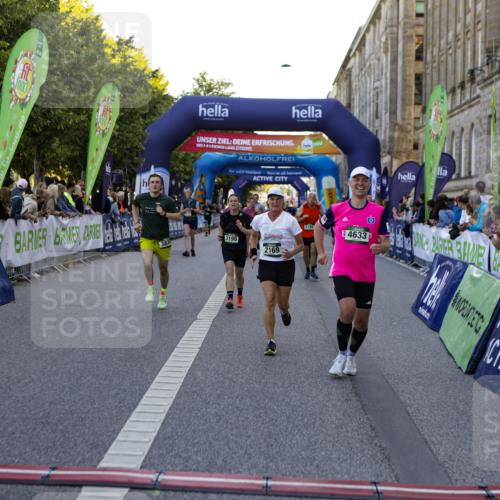 01.09.2024 - BARMER Alsterlauf Kathrin Stürmer Photography http://msf.ph/oto/6970860 01.09.2024 10:05:53 Ziel 2143, 2614, 2881, 2974, 2975, 3947, 3948, 4181, 4186, 4690, 4702, 4870, 4929, 4957, 5156, 5312, 8219, 8231, 8309, 2169, 2205, 2292, 3034, 3199, 3331, 3627, 3665, 3682, 3769, 3835, 4010, 4011, 4517, 4633, 4734, 4798, 4854, 4934, 4939, 5180, 5278, 8110, 8252, 8334 meine-sportfotos.de