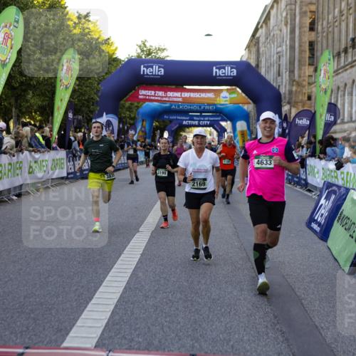01.09.2024 - BARMER Alsterlauf Kathrin Stürmer Photography http://msf.ph/oto/6970861 01.09.2024 10:05:53 Ziel 2143, 2614, 2881, 2974, 2975, 3947, 3948, 4181, 4186, 4690, 4702, 4870, 4929, 4957, 5156, 5312, 8219, 8231, 8309, 2169, 2205, 2292, 3034, 3199, 3331, 3627, 3665, 3682, 3769, 3835, 4010, 4011, 4517, 4633, 4734, 4798, 4854, 4934, 4939, 5180, 5278, 8110, 8252, 8334 meine-sportfotos.de