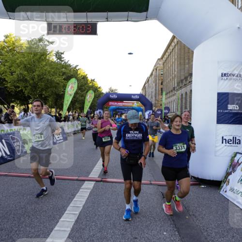 01.09.2024 - BARMER Alsterlauf Kathrin Stürmer Photography http://msf.ph/oto/6970882 01.09.2024 10:06:01 Ziel 2498, 3845, 3947, 3948, 4181, 4245, 4690, 4702, 4870, 4929, 4957, 8231, 2169, 2170, 2265, 2292, 2499, 2592, 2858, 2892, 2983, 3005, 3199, 3331, 3444, 3514, 3627, 3665, 3769, 3835, 4517, 4798, 4801, 4854, 5021, 5022, 5066, 5067, 5180 meine-sportfotos.de