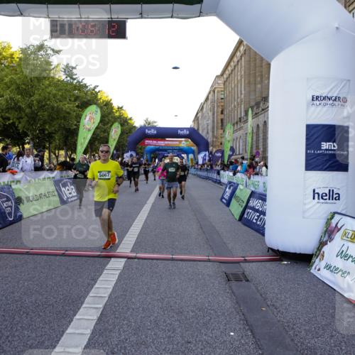 01.09.2024 - BARMER Alsterlauf Kathrin Stürmer Photography http://msf.ph/oto/6970911 01.09.2024 10:06:10 Ziel 2362, 2498, 2819, 3081, 3500, 3532, 3533, 3535, 3845, 3893, 3917, 4245, 4547, 4548, 4870, 5159, 8231, 2076, 2170, 2214, 2265, 2499, 2592, 2858, 2892, 3161, 3256, 3299, 3436, 3444, 3490, 3514, 4016, 4060, 4465, 4801, 5021, 5022, 5067, 5160, 8027 meine-sportfotos.de