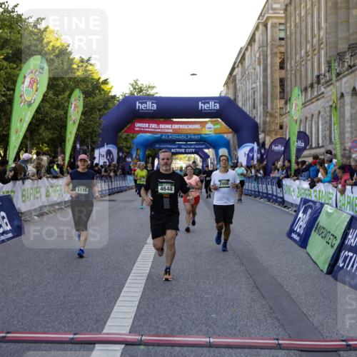 01.09.2024 - BARMER Alsterlauf Kathrin Stürmer Photography http://msf.ph/oto/6970928 01.09.2024 10:06:25 Ziel 1178, 2362, 2377, 2378, 2546, 2574, 2575, 2593, 2621, 2622, 2842, 2846, 3081, 3110, 3158, 3265, 3307, 3406, 3497, 3500, 3532, 3533, 3871, 3893, 4073, 4442, 4547, 4548, 4586, 4676, 5159, 5307, 2418, 2439, 2739, 2900, 3062, 3944, 4089, 4333, 4631, 4648, 4730, 4820, 5160, 5195, 8027, 8359 meine-sportfotos.de