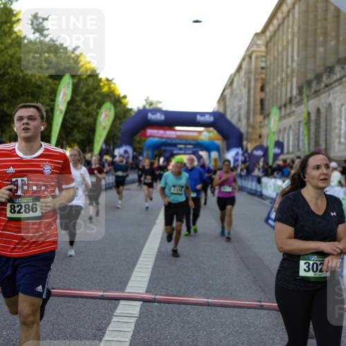 01.09.2024 - BARMER Alsterlauf Kathrin Stürmer Photography http://msf.ph/oto/6970957 01.09.2024 10:06:36 Ziel 1178, 2377, 2378, 2574, 2575, 2593, 2621, 3110, 3158, 3265, 3871, 4004, 4586, 2029, 2213, 2351, 2358, 2439, 2464, 2670, 2853, 3022, 3025, 3088, 3263, 3689, 3795, 4089, 4202, 4333, 4522, 4631, 4755, 4756, 4823, 5058, 8017, 8286, 8324 meine-sportfotos.de