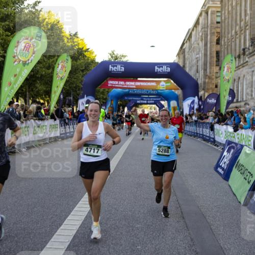 01.09.2024 - BARMER Alsterlauf Kathrin Stürmer Photography http://msf.ph/oto/6970981 01.09.2024 10:07:11 Ziel 2241, 2271, 2965, 2972, 2980, 3314, 3363, 3445, 4346, 4642, 5049, 5050, 5090, 5132, 2157, 2285, 2298, 2547, 2707, 2718, 2856, 2946, 2978, 3313, 4037, 4038, 4161, 4459, 4717, 5271, 5288 meine-sportfotos.de