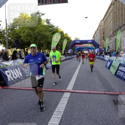 01.09.2024 - BARMER Alsterlauf Kathrin Stürmer Photography http://msf.ph/oto/6970993 01.09.2024 10:07:14 Ziel 2175, 2241, 2271, 2960, 2965, 2972, 2980, 3314, 3348, 3349, 3363, 3445, 4346, 4642, 4691, 5049, 5132, 2157, 2285, 2298, 2547, 2707, 2772, 2856, 2946, 2978, 3120, 3313, 3649, 4161, 4409, 4459, 4504, 4717, 5271, 5288, 8129 meine-sportfotos.de