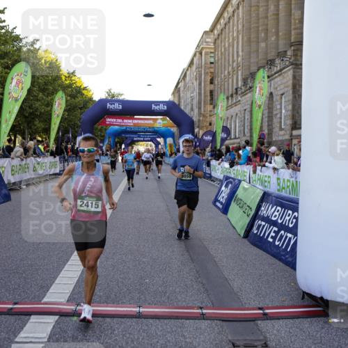 01.09.2024 - BARMER Alsterlauf Kathrin Stürmer Photography http://msf.ph/oto/6971045 01.09.2024 10:07:37 Ziel 2002, 2140, 2300, 2459, 2460, 2825, 4261, 4503, 5119, 8120, 8167, 2317, 2405, 2415, 2996, 3859, 3945, 4260, 4768, 4769, 5110, 5176, 8059 meine-sportfotos.de