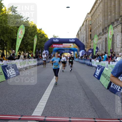 01.09.2024 - BARMER Alsterlauf Kathrin Stürmer Photography http://msf.ph/oto/6971046 01.09.2024 10:07:39 Ziel 2002, 2083, 2140, 2300, 2459, 2460, 2825, 4261, 4503, 4707, 5119, 8120, 8167, 8271, 2317, 2319, 2405, 2415, 3859, 3945, 4260, 4350, 4462, 4768, 4769, 5110, 5176, 8059 meine-sportfotos.de