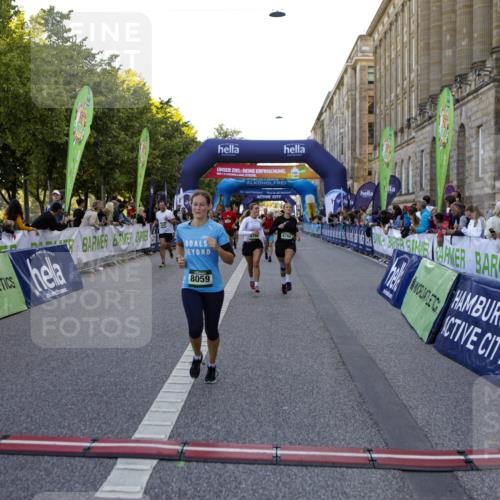 01.09.2024 - BARMER Alsterlauf Kathrin Stürmer Photography http://msf.ph/oto/6971051 01.09.2024 10:07:40 Ziel 2002, 2083, 2140, 2300, 2448, 2459, 2460, 2825, 4261, 4503, 4707, 5119, 8120, 8167, 8271, 2319, 2405, 2415, 2426, 3359, 3859, 3945, 4260, 4350, 4462, 4768, 4769, 5035, 5176, 8059 meine-sportfotos.de