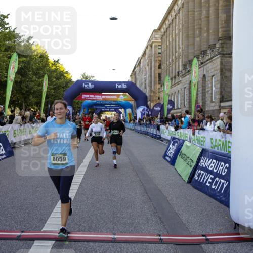 01.09.2024 - BARMER Alsterlauf Kathrin Stürmer Photography http://msf.ph/oto/6971054 01.09.2024 10:07:41 Ziel 2002, 2083, 2140, 2300, 2448, 2459, 2460, 2683, 2825, 4261, 4347, 4348, 4503, 4707, 5119, 8167, 8271, 2319, 2405, 2415, 2426, 3358, 3359, 3859, 3945, 4260, 4280, 4350, 4462, 4768, 4769, 5035, 5176, 8059 meine-sportfotos.de