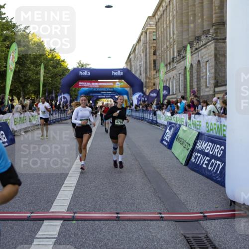 01.09.2024 - BARMER Alsterlauf Kathrin Stürmer Photography http://msf.ph/oto/6971057 01.09.2024 10:07:42 Ziel 2002, 2083, 2140, 2300, 2448, 2459, 2460, 2683, 4261, 4347, 4348, 4503, 4707, 5119, 8167, 8271, 2319, 2405, 2415, 2426, 3358, 3359, 3859, 3924, 4260, 4280, 4350, 4462, 4768, 4769, 5035, 5176, 8059 meine-sportfotos.de