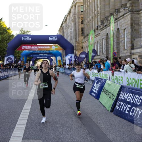 01.09.2024 - BARMER Alsterlauf Kathrin Stürmer Photography http://msf.ph/oto/6971150 01.09.2024 10:08:26 Ziel 2051, 2053, 2196, 2432, 2433, 2435, 2687, 2713, 3213, 3344, 3346, 3738, 3739, 3784, 4469, 4653, 4921, 4922, 8374, 8375, 2058, 2101, 2148, 2695, 2852, 2896, 2941, 2952, 3084, 3085, 3246, 3381, 3696, 3904, 4007, 4590, 4720, 4786, 5219, 8204 meine-sportfotos.de