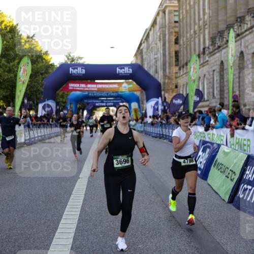 01.09.2024 - BARMER Alsterlauf Kathrin Stürmer Photography http://msf.ph/oto/6971152 01.09.2024 10:08:26 Ziel 2051, 2053, 2196, 2432, 2433, 2435, 2687, 2713, 3213, 3344, 3346, 3738, 3739, 3784, 4469, 4653, 4921, 4922, 8374, 8375, 2058, 2101, 2148, 2695, 2852, 2896, 2941, 2952, 3084, 3085, 3246, 3381, 3696, 3904, 4007, 4590, 4720, 4786, 5219, 8204 meine-sportfotos.de