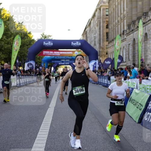 01.09.2024 - BARMER Alsterlauf Kathrin Stürmer Photography http://msf.ph/oto/6971153 01.09.2024 10:08:26 Ziel 2051, 2053, 2196, 2432, 2433, 2435, 2687, 2713, 3213, 3344, 3346, 3738, 3739, 3784, 4469, 4653, 4921, 4922, 8374, 8375, 2058, 2101, 2148, 2695, 2852, 2896, 2941, 2952, 3084, 3085, 3246, 3381, 3696, 3904, 4007, 4590, 4720, 4786, 5219, 8204 meine-sportfotos.de