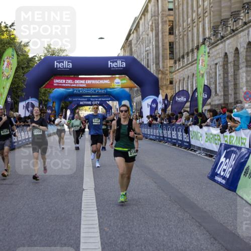 01.09.2024 - BARMER Alsterlauf Kathrin Stürmer Photography http://msf.ph/oto/6971174 01.09.2024 10:08:31 Ziel 2053, 2142, 2432, 2433, 2434, 2435, 2687, 2713, 3213, 3346, 4469, 4653, 4991, 8374, 8375, 2058, 2063, 2101, 2148, 2694, 2852, 2952, 3224, 3233, 3236, 3246, 3270, 3381, 3696, 3904, 4590, 4720, 4786, 8204 meine-sportfotos.de