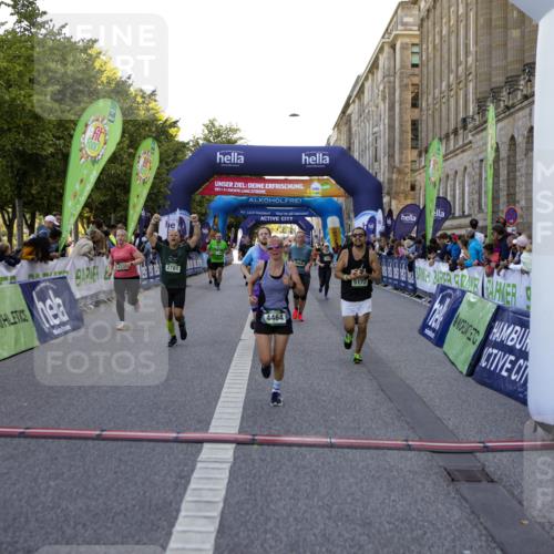 01.09.2024 - BARMER Alsterlauf Kathrin Stürmer Photography http://msf.ph/oto/6971188 01.09.2024 10:08:41 Ziel 2053, 2085, 2142, 2434, 3346, 3508, 3554, 3855, 4469, 4552, 4653, 4863, 4991, 8374, 8375, 2063, 2101, 2301, 2694, 2781, 2817, 3009, 3068, 3224, 3233, 3236, 3270, 4296, 4464, 4472, 4732, 5172, 5221, 5235 meine-sportfotos.de