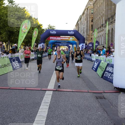 01.09.2024 - BARMER Alsterlauf Kathrin Stürmer Photography http://msf.ph/oto/6971190 01.09.2024 10:08:42 Ziel 2085, 2142, 2434, 3346, 3508, 3554, 3855, 4131, 4132, 4469, 4552, 4653, 4863, 4868, 4991, 8374, 8375, 2063, 2301, 2694, 2781, 2817, 3009, 3068, 3224, 3233, 3236, 3270, 4296, 4464, 4472, 4732, 5172, 5221, 5235 meine-sportfotos.de