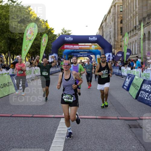 01.09.2024 - BARMER Alsterlauf Kathrin Stürmer Photography http://msf.ph/oto/6971193 01.09.2024 10:08:42 Ziel 2085, 2142, 2434, 3346, 3508, 3554, 3855, 4131, 4132, 4469, 4552, 4653, 4863, 4868, 4991, 8374, 8375, 2063, 2301, 2694, 2781, 2817, 3009, 3068, 3224, 3233, 3236, 3270, 4296, 4464, 4472, 4732, 5172, 5221, 5235 meine-sportfotos.de